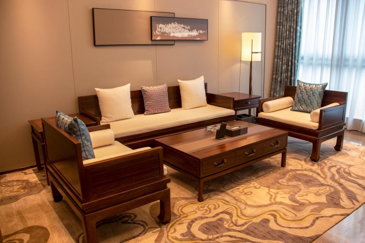 Guangzhou Pazhou Ln Dongfang Hotel Esterno foto