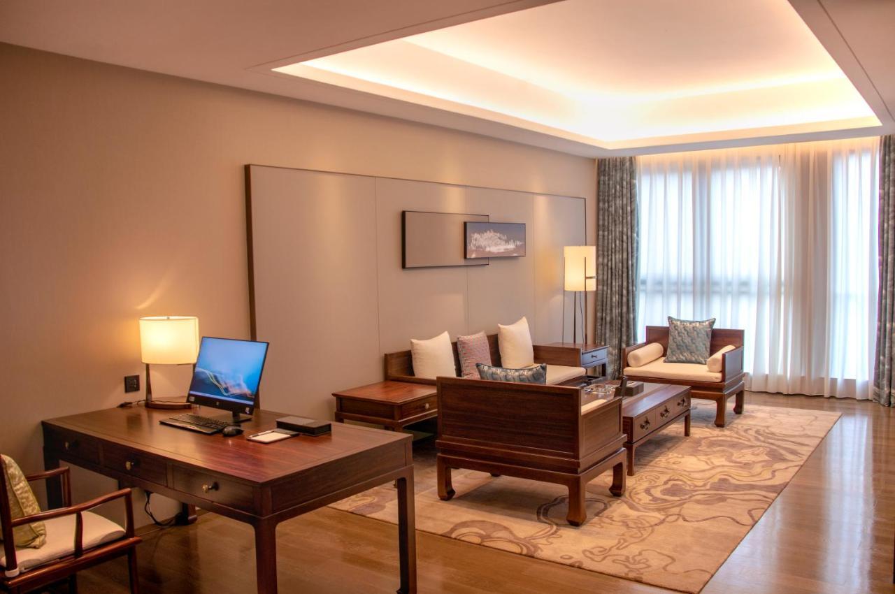 Guangzhou Pazhou Ln Dongfang Hotel Esterno foto