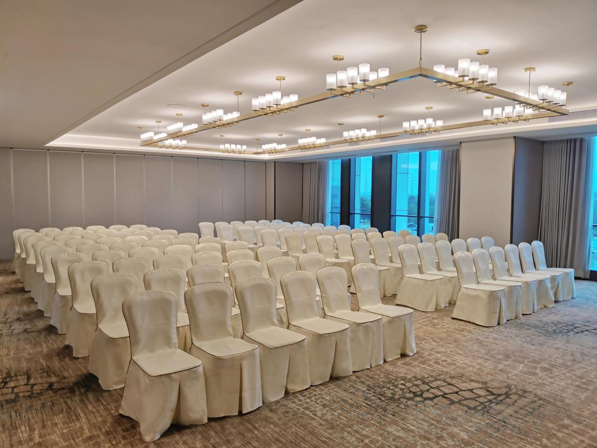 Guangzhou Pazhou Ln Dongfang Hotel Esterno foto