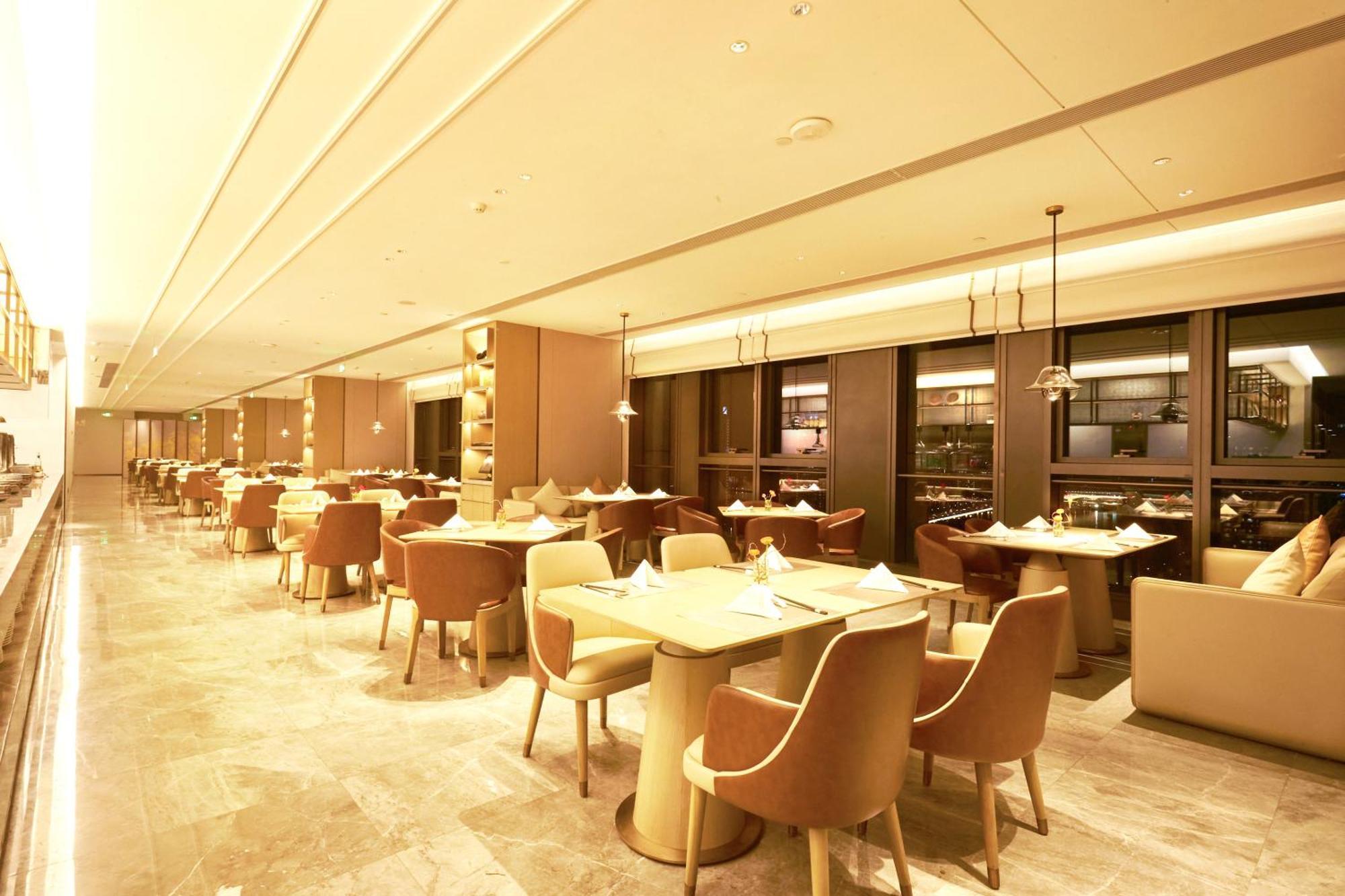 Guangzhou Pazhou Ln Dongfang Hotel Esterno foto