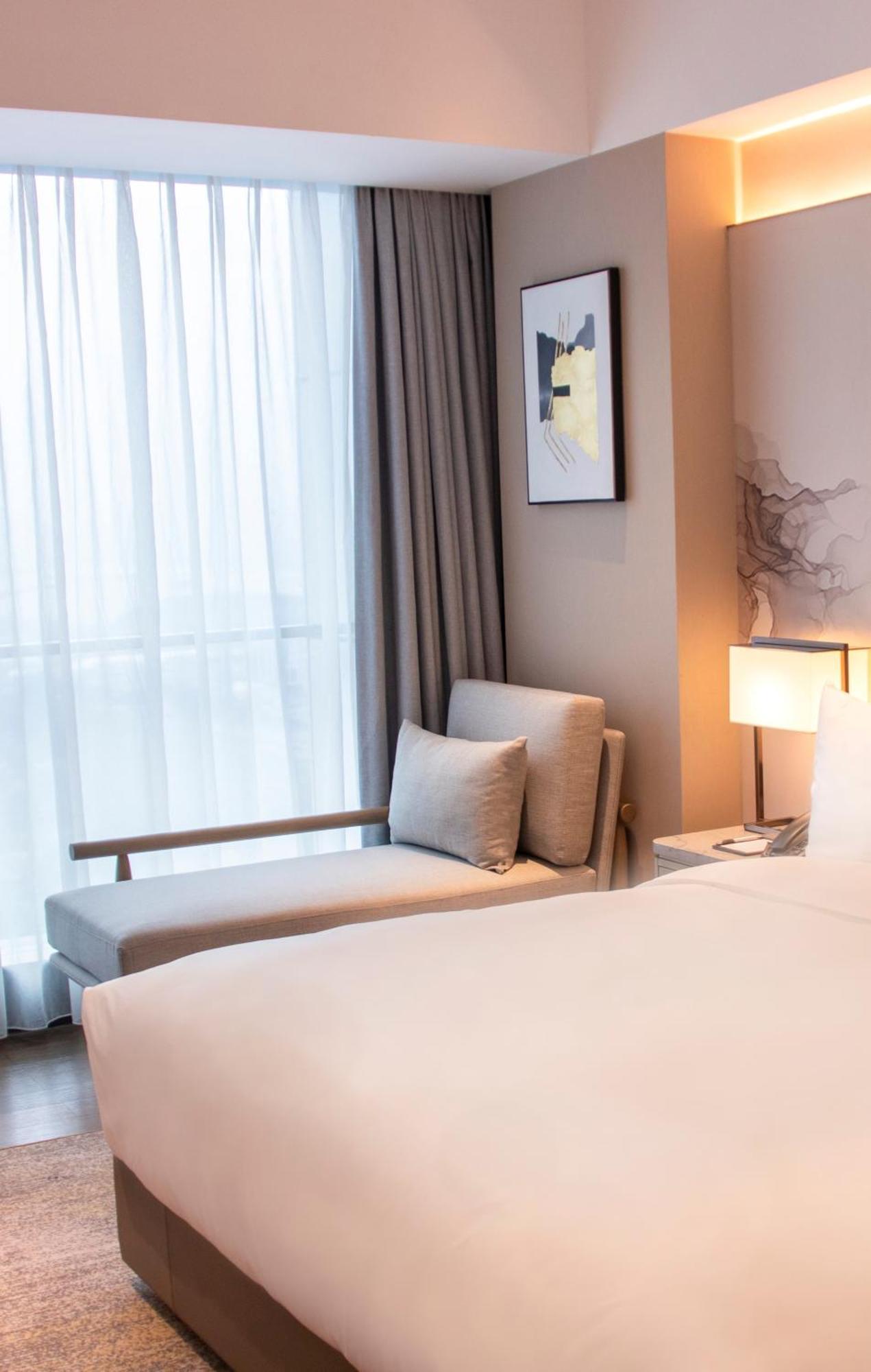 Guangzhou Pazhou Ln Dongfang Hotel Esterno foto