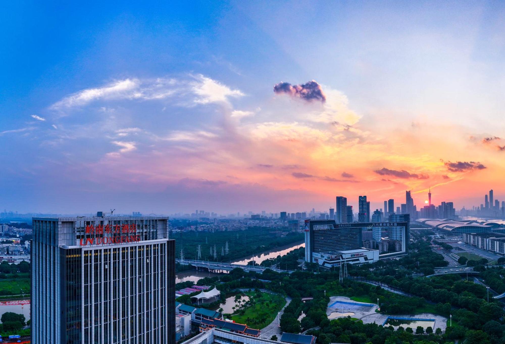 Guangzhou Pazhou Ln Dongfang Hotel Esterno foto